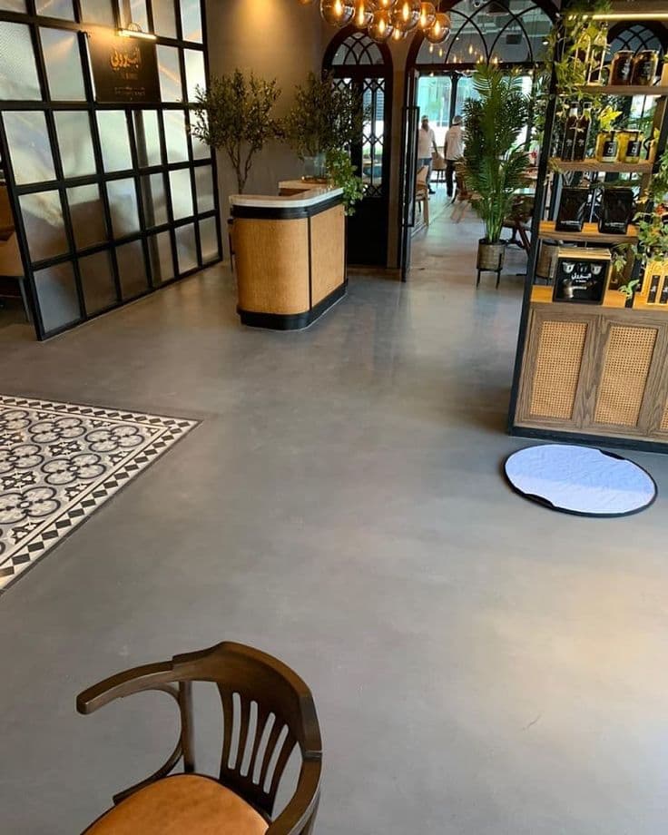 Microcement Flooring for Restaurants in Al Khobar – Easy-Clean, Seamless & Hygienic Solution Microcement flooring in a restaurant in Al Khobar with seamless easy-clean surface